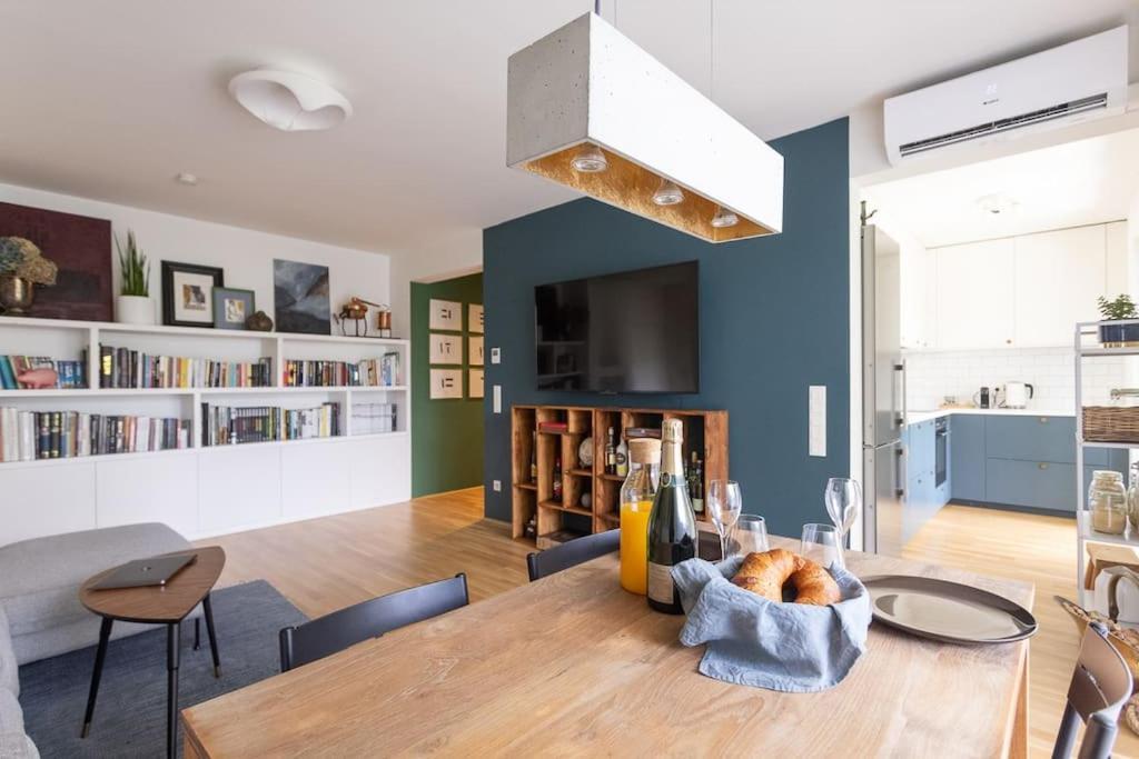 Dream Apartment - Central And Quiet With Ac And Free Parking Garage Βιέννη Εξωτερικό φωτογραφία