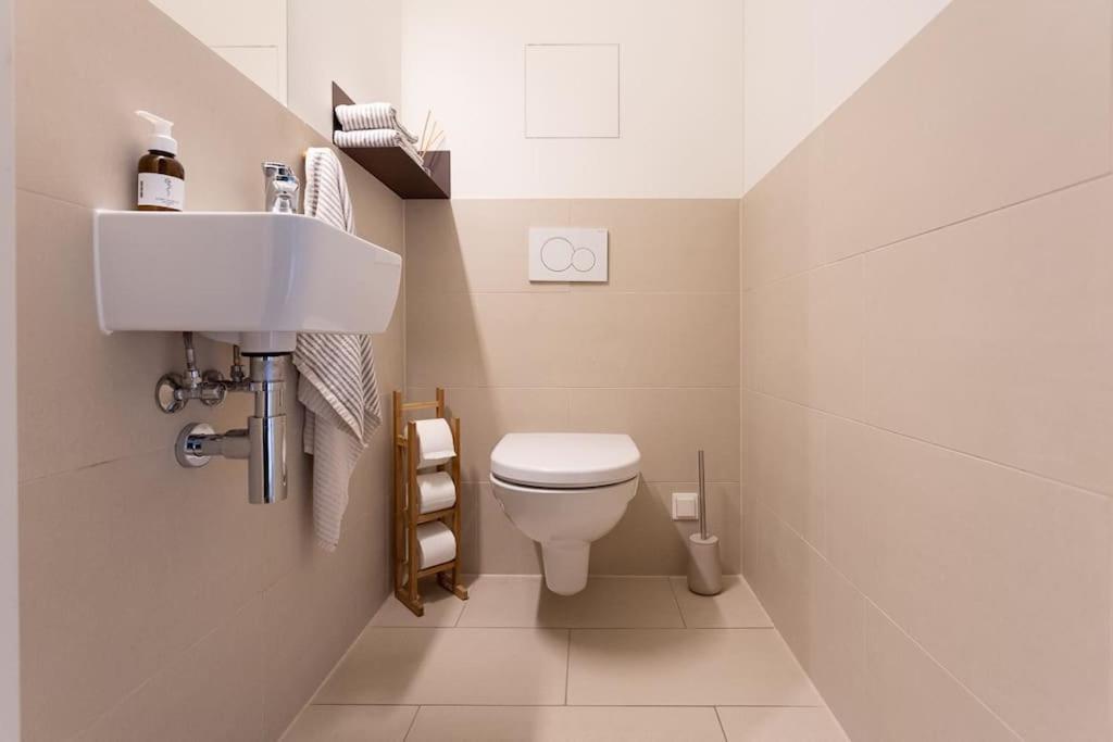 Dream Apartment - Central And Quiet With Ac And Free Parking Garage Βιέννη Εξωτερικό φωτογραφία